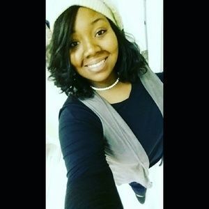 Meet your Posher, Sharonda