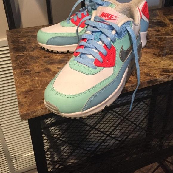 Youth air max