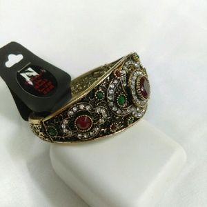 Deja Vous Jewelry - NWT Turkish Bangle Deja Vous Jewelry - NWT Turkish Bangle