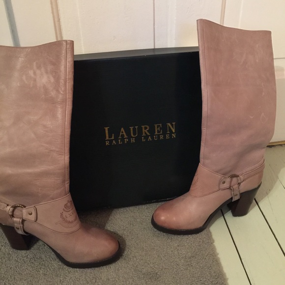 Leather Boots - Picture 2 of 5