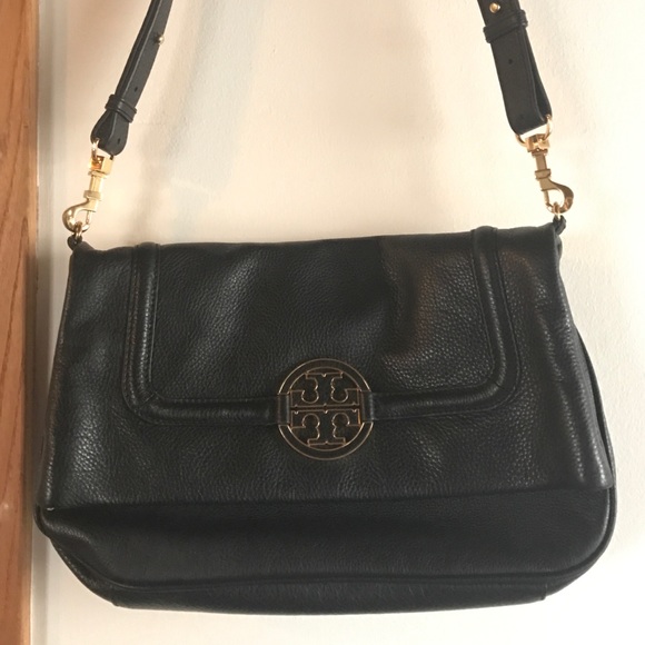 Tory Burch leather crossbody bag only used once!