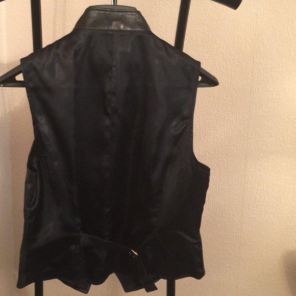 FLORINE WACHTER BLACK LEATHER VEST NWOT - Picture 4 of 4