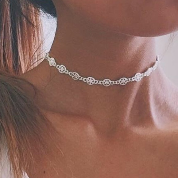 Ariana Grande inspired silver choker