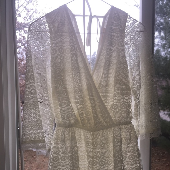 cream colored lace romper NWOT