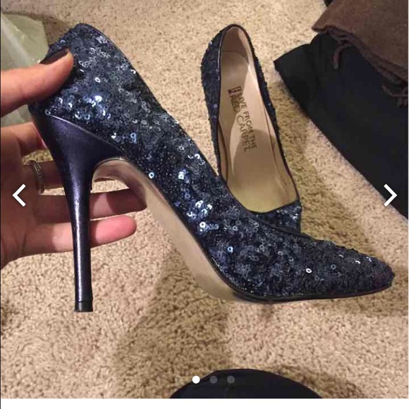 Heels - Picture 2 of 4