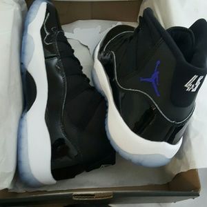 NEW!!!Spacejam Jordan
