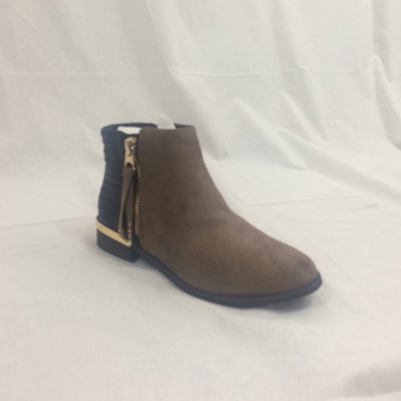 Booties - Picture 3 of 4