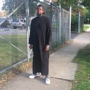 Meet your Posher, Ismail