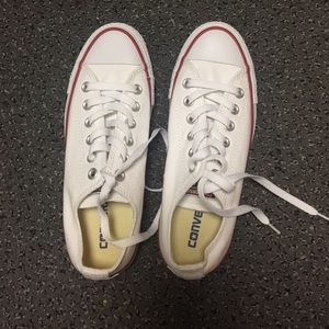 White Converse size 8