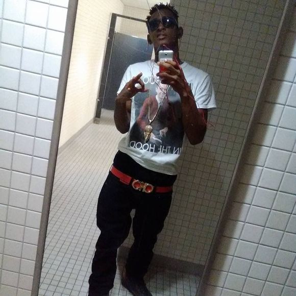 Meet your Posher, Roland - Picture 1 of 1