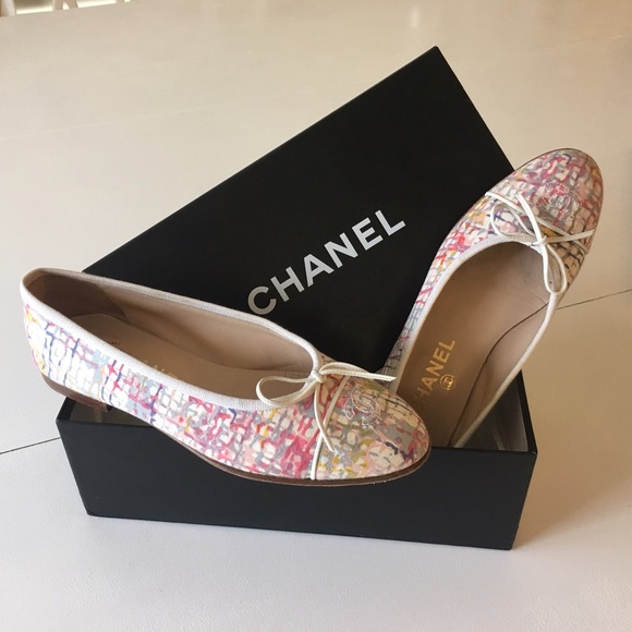 100% authentic CHANEL flats