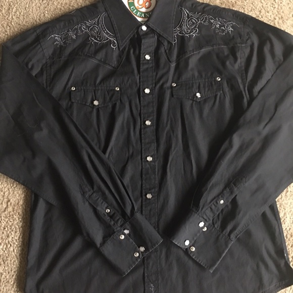 Men's long sleeve, western in style