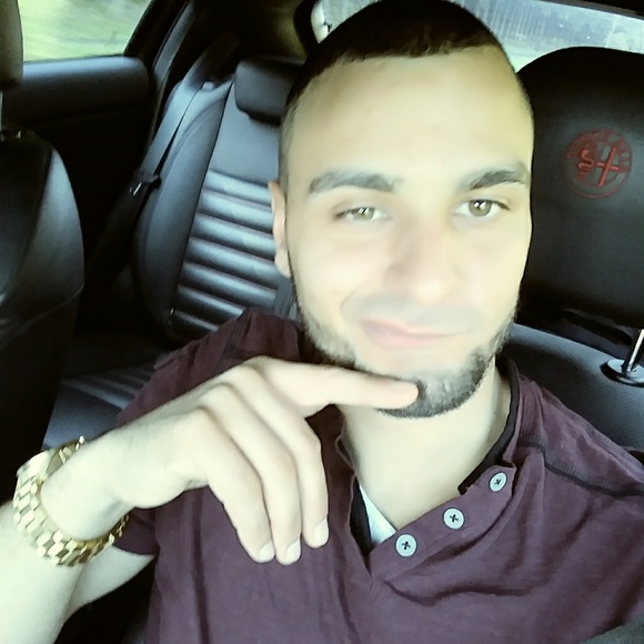 Meet your Posher, Em - Picture 4 of 6