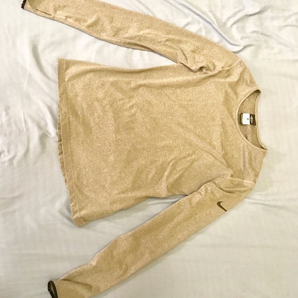 ‼️CLOSET CLEANOUT‼️ Nike Dri Fit Long Sleeve