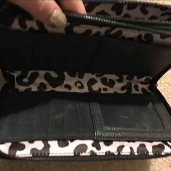 Wallet - Picture 2 of 3