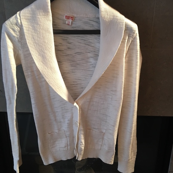 Cute Casual Cream Button Down Cardigan