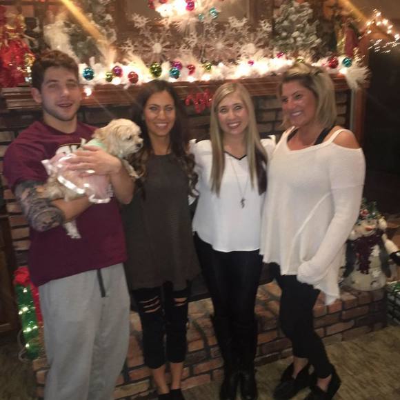 Meet your Posher, Carla