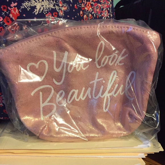 Cosmetic bag