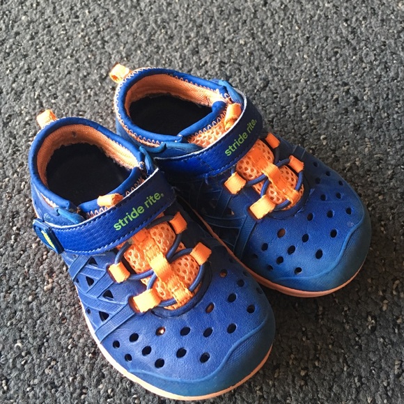 Stride rite made2play summer sneakers size 6