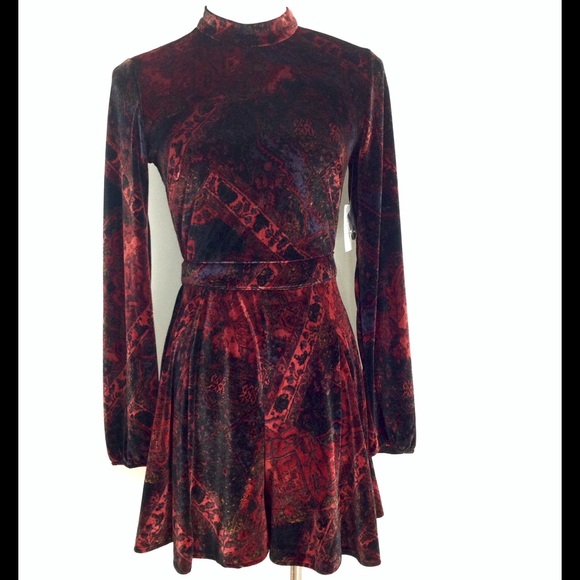 NWTs Free People! Sz4 Onyx Combo Velvet Romper