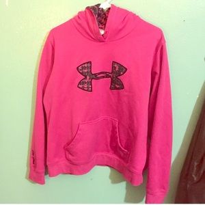 UNDER ARMOUR HOODIE