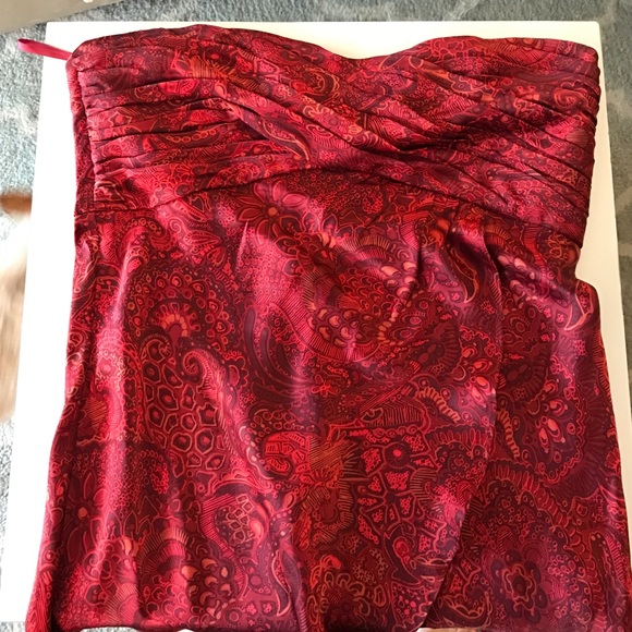 Red Strapless Silk Strapless Shell