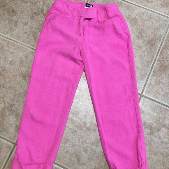 Authentic D&G linen Capri pants.