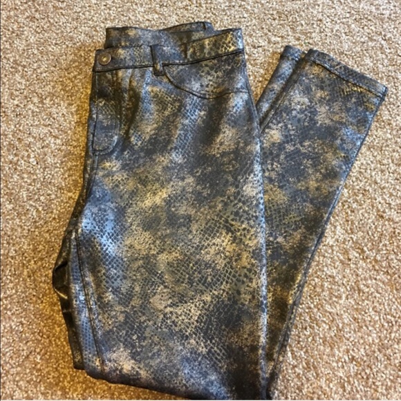 ❌SALE❌ Hue Copper Jeggings - Picture 6 of 8