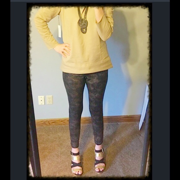 ❌SALE❌ Hue Copper Jeggings - Picture 3 of 8