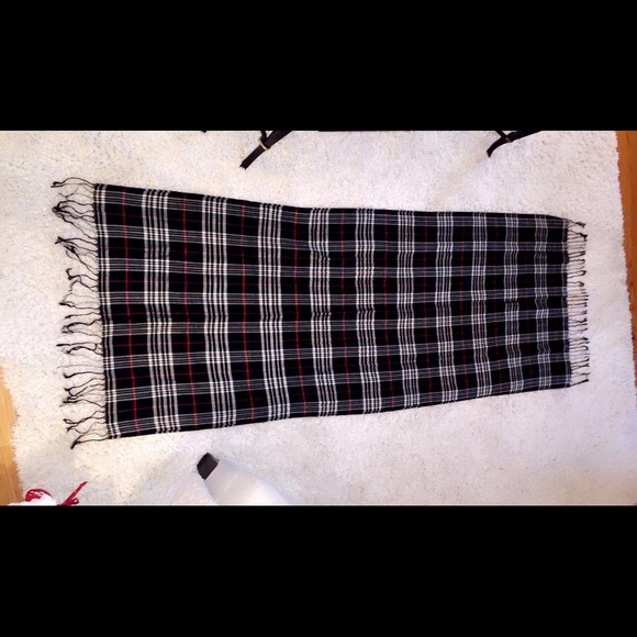 Plaid scarf - Picture 2 of 4