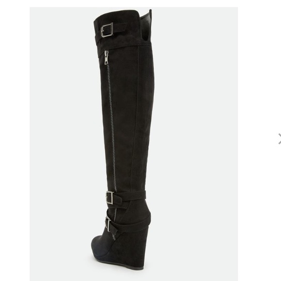 ♥️💚sale price is firm started at 45$ sWedge boots - Picture 2 of 4