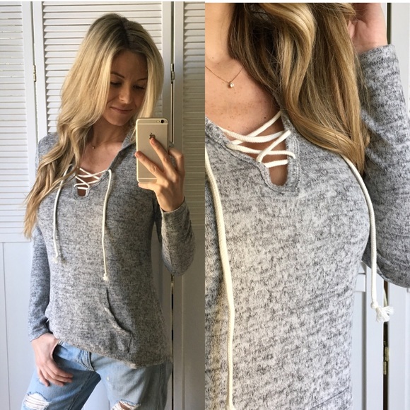 Tops - Last 🆕 Soft Heather Grey Hooded LS