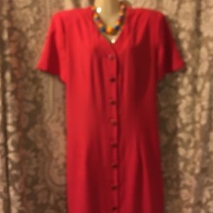 M.H.M. Dress looks new (320)