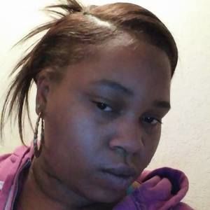 Meet your Posher, Veronique