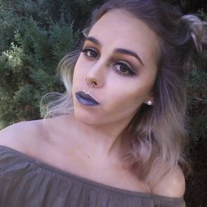 Meet your Posher, Tori