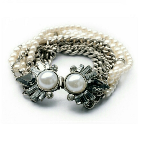 Embellished Faux Pearl w/Crystal Clasp Bracelet