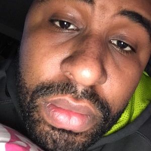 Meet your Posher, Kenneth