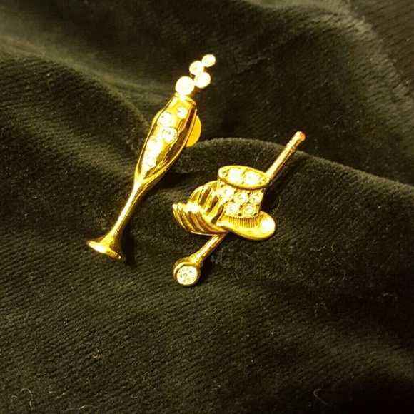 Avon Jewelry - Vintage Avon New Years Eve Tac Pins