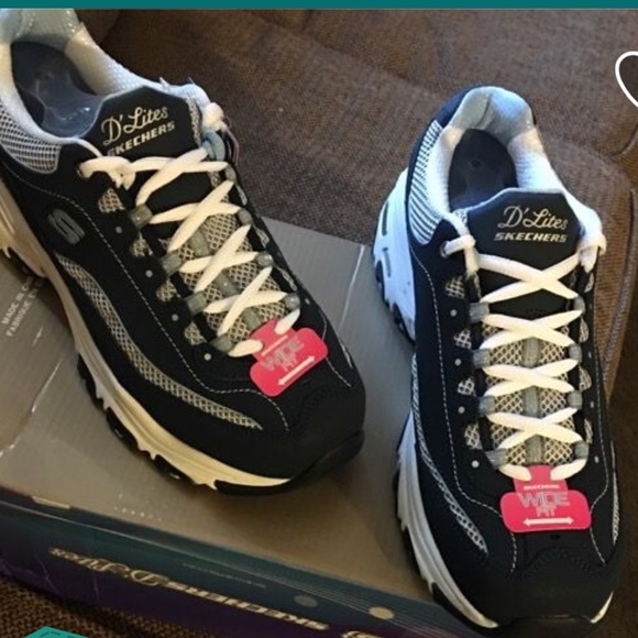 Brand new Skechers D'Lites with tags!
