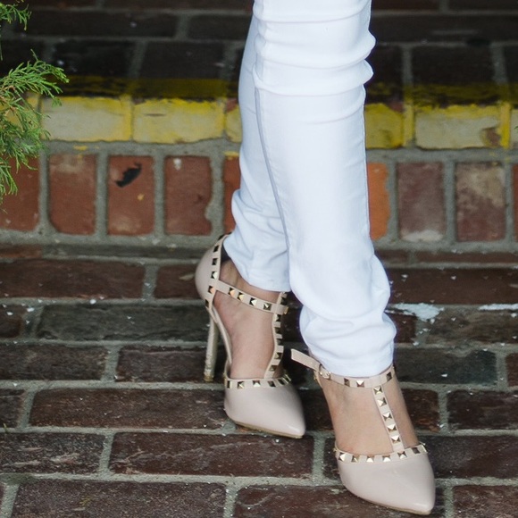 ⭐️SOLD⭐️Tan Heels - Picture 3 of 3