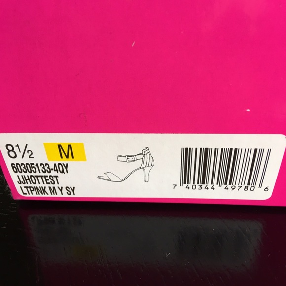 9&CO/ lt pink