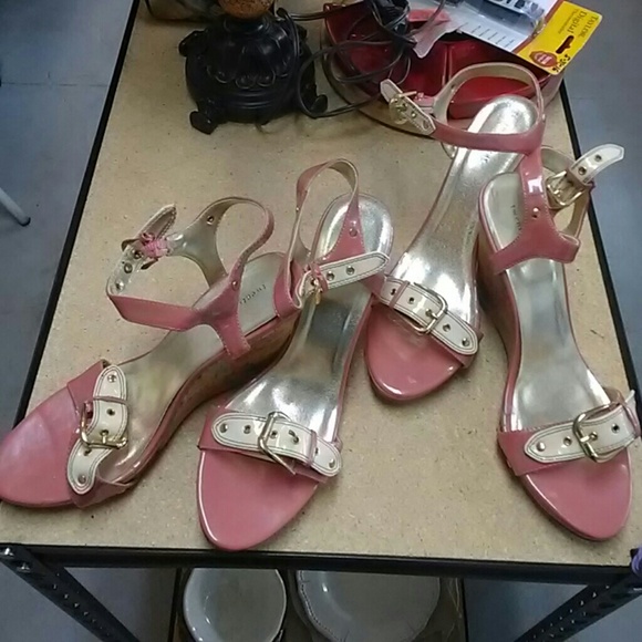 Platform shoes