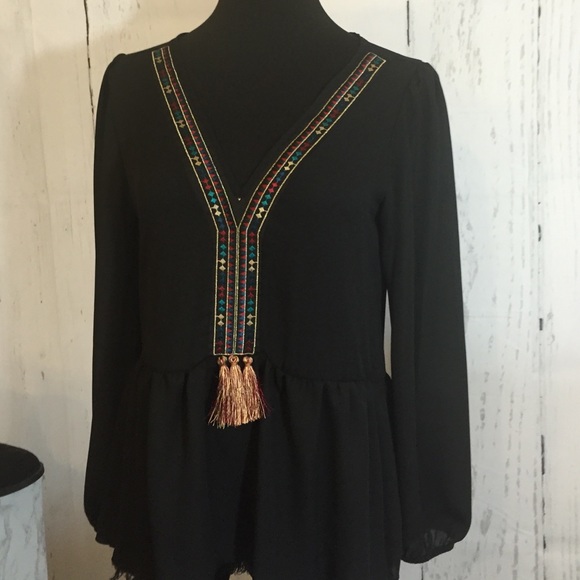 Black Tassel Top - Picture 2 of 2