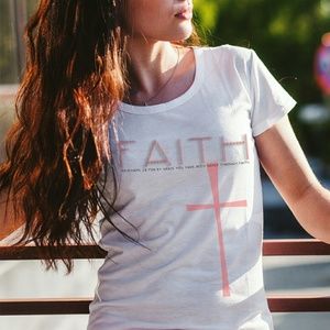 Faith T-shirt + Free gift