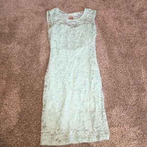 BACKLESS BODYCON LACE DRESS- Medium