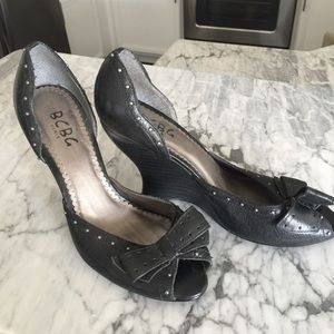 BCBG Black leather heels
