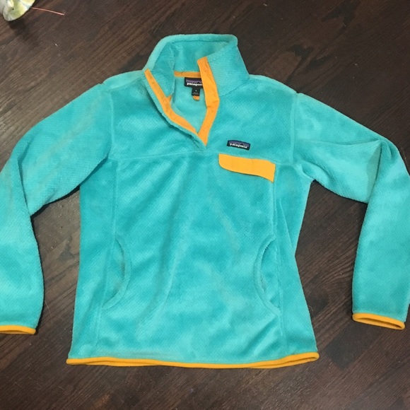 Women's Patagonia pullover sweater