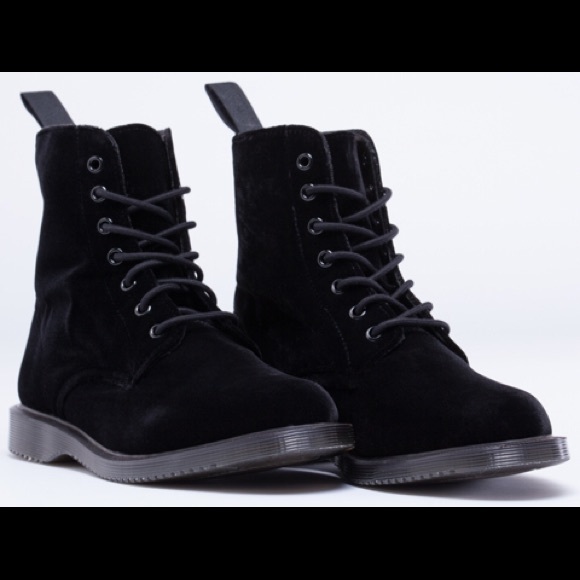 Black Velvet Dr Martens ✨