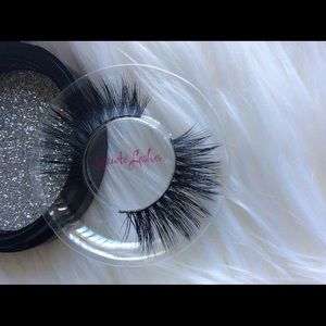 100% Authentic Luxury 3D Mink Eyelashes