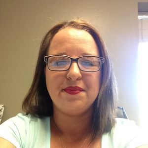 Meet your Posher, Traci